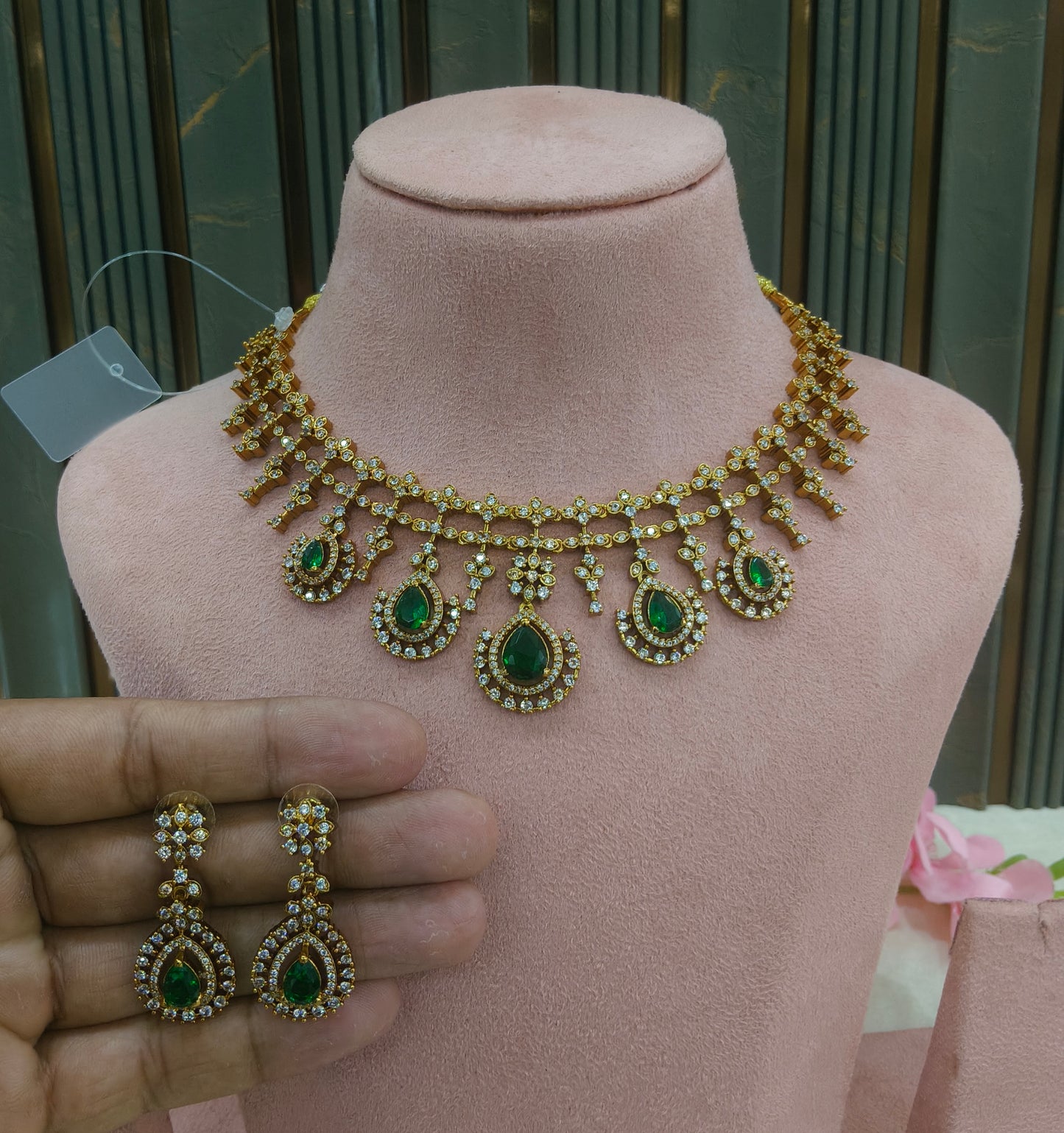 Antique Gold Green  Cz Necklace Jewellery Pvita Set