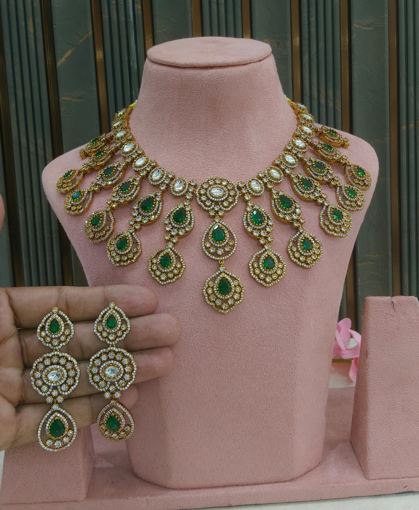 Antique Gold Green Moissanite Kundan  Cz Necklace Jewellery Pvita Set