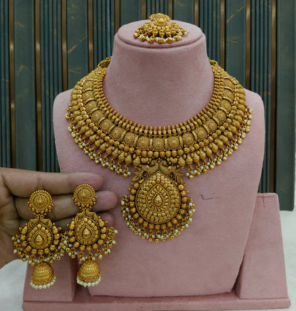 Gold Polki Bridal Necklace Kang Set