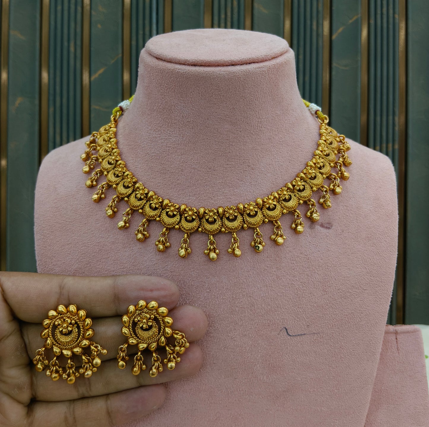 Gold Polki Necklace Jewellery Daiky Set
