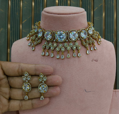 Antique White CZ Stone Choker Jewellery Orika Set
