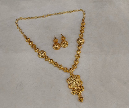Gold Forming Jewellery Teresa  Necklace Set