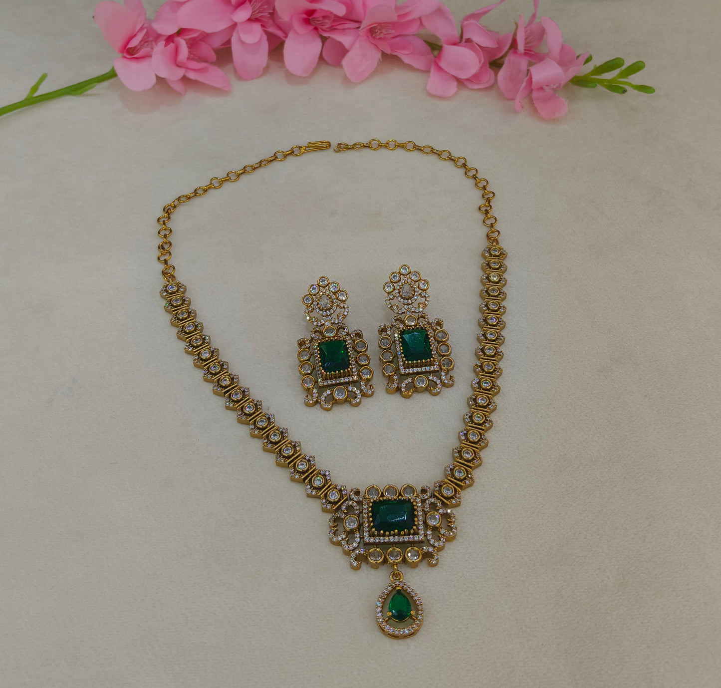 Antique Gold Green Cz Necklace Jewellery Jazi Set