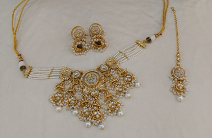 Gold White Kundan necklace Set/ kundan Indian Ravia jewellery sets