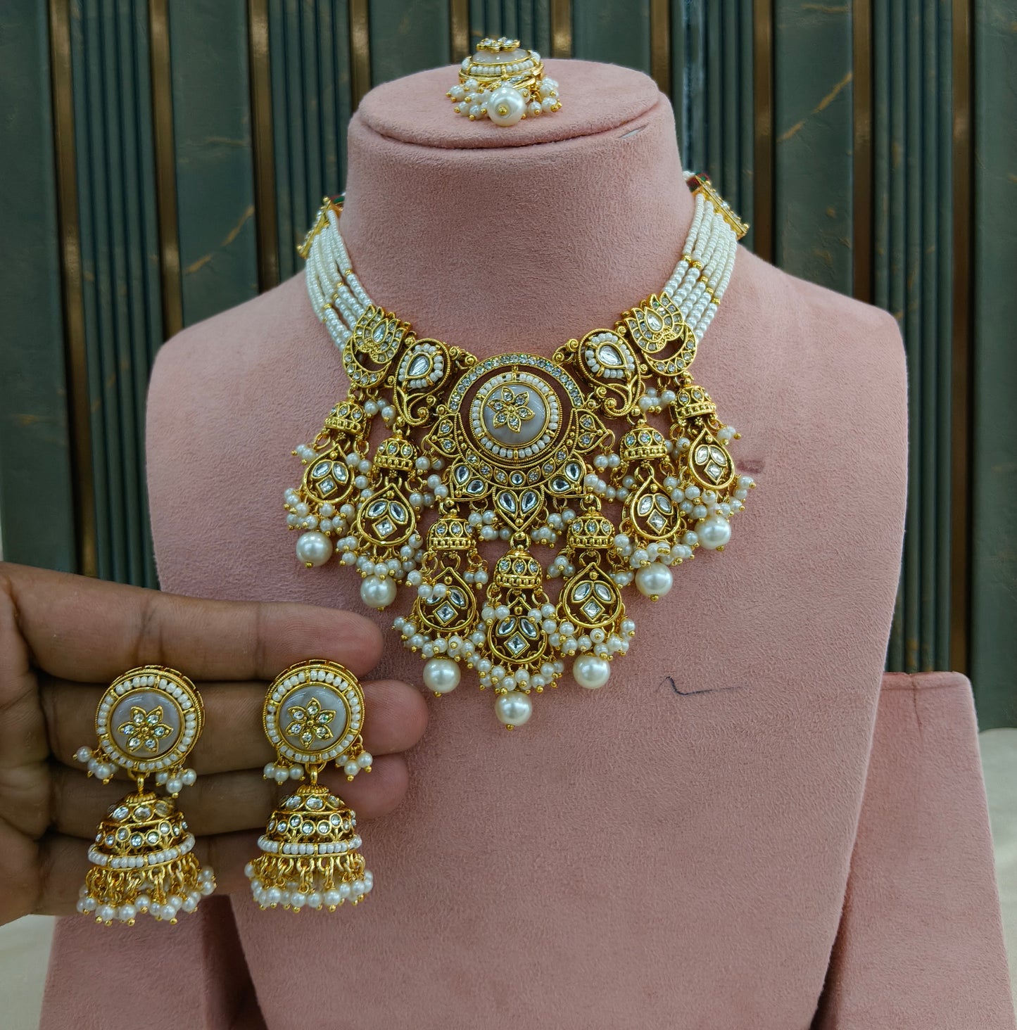 Gold White Kundan necklace Set/ kundan Indian Ravia jewellery sets