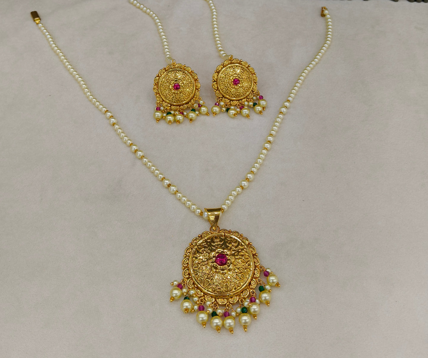 Gold Ruby Green Jadau Punjabi Style Pendant Mehak Necklace Set