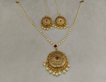 Gold Ruby Jadau Punjabi Style Pendant Mehak Necklace Set
