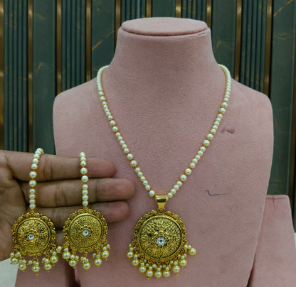 Gold White Jadau Punjabi Style Pendant Mehak Necklace Set