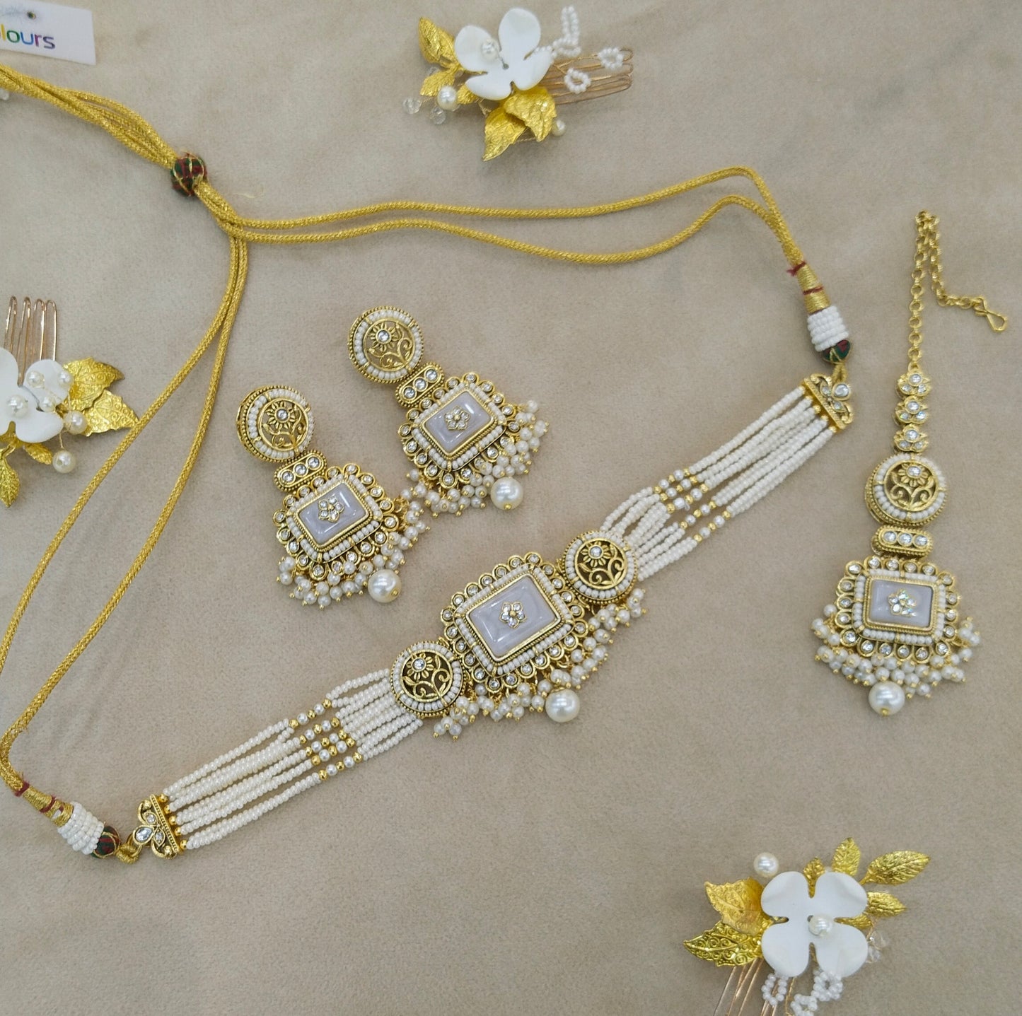 Gold White Kundan Choker Jewellery Rimi Set
