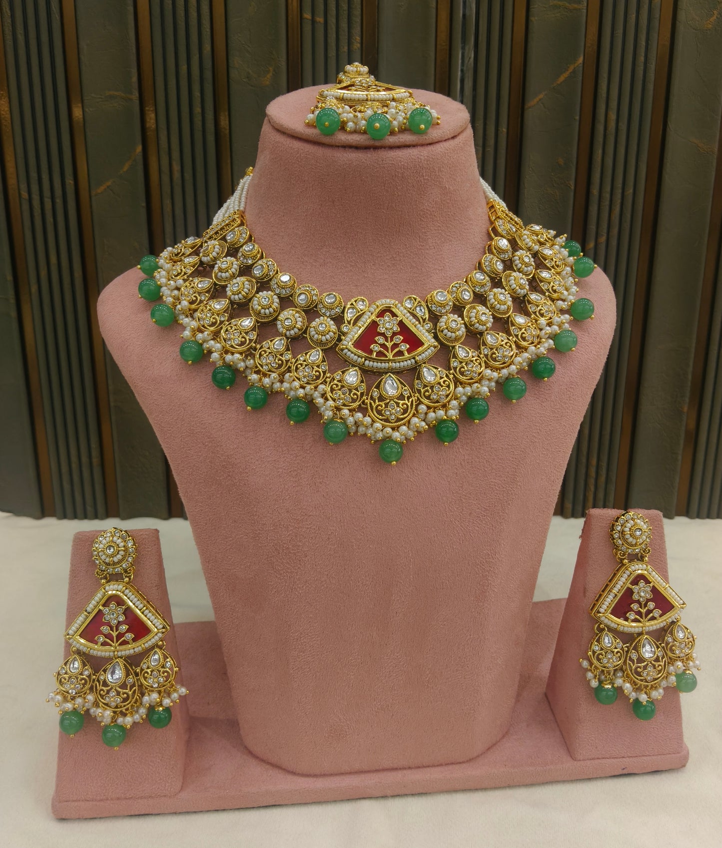 Gold Ruby Sage Green Kundan necklace Set/ kundan Indian Zina jewellery sets