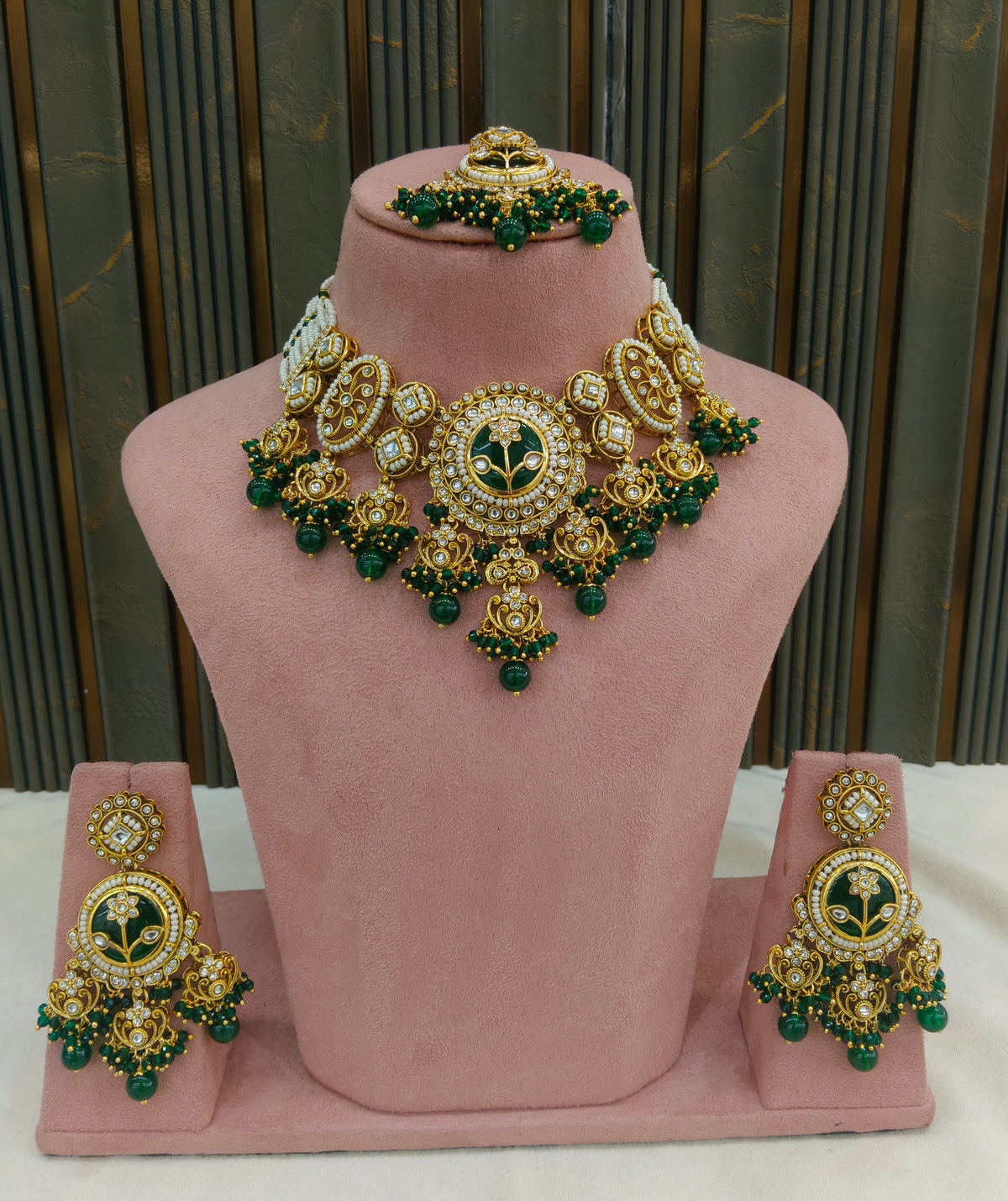 Gold Green Kundan necklace Set/ kundan Indian Don jewellery sets