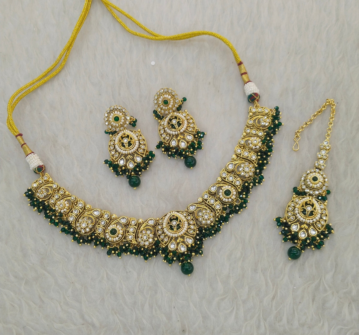 Green Kundan necklace Set/ Indian jewellery kundan Soni sets