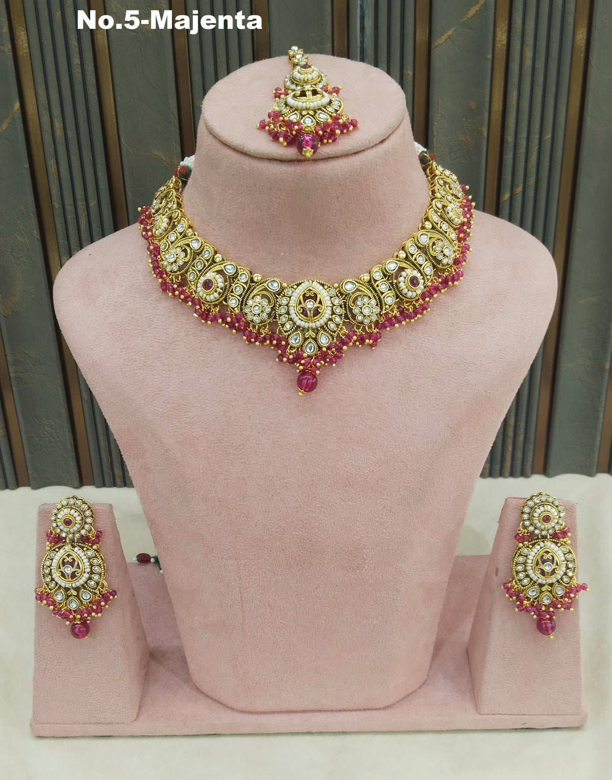 Majenta Kundan necklace Set/ Indian jewellery kundan Gitu sets