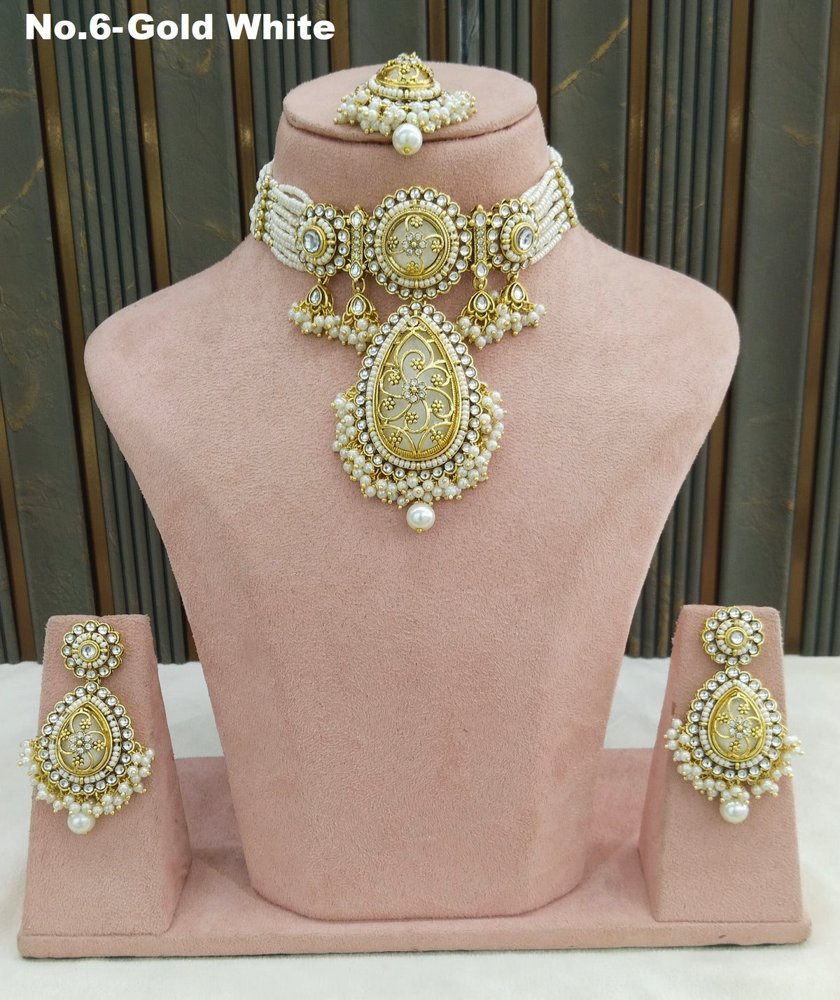 Gold White Kundan choker Set/ Indian jewellery kundan Sharn sets