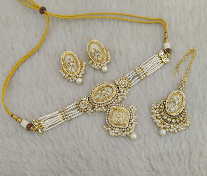 Gold White Kundan Choker Jewellery Fana Sets