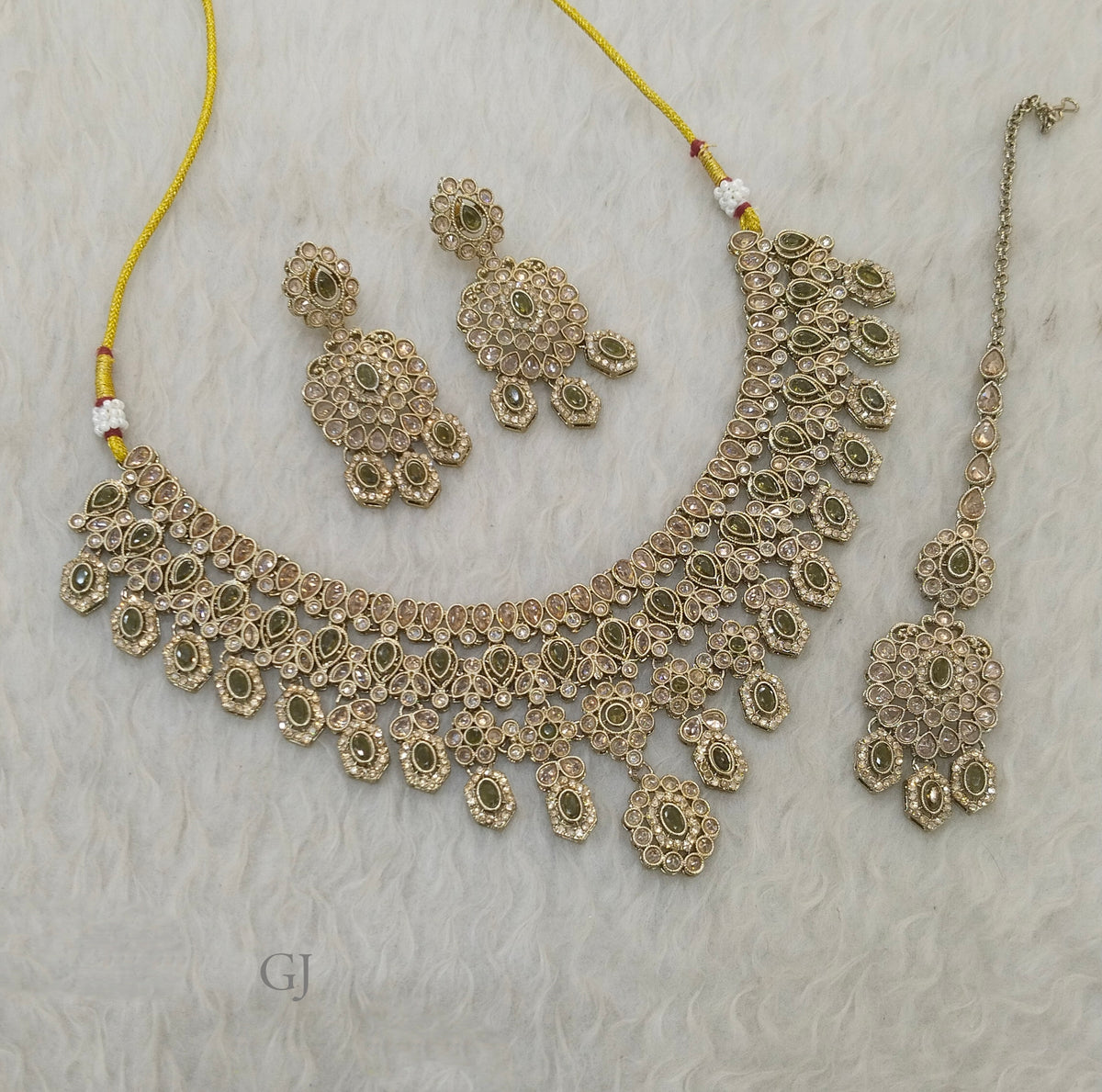 Antique Mehndi green  Ehan Necklace sets