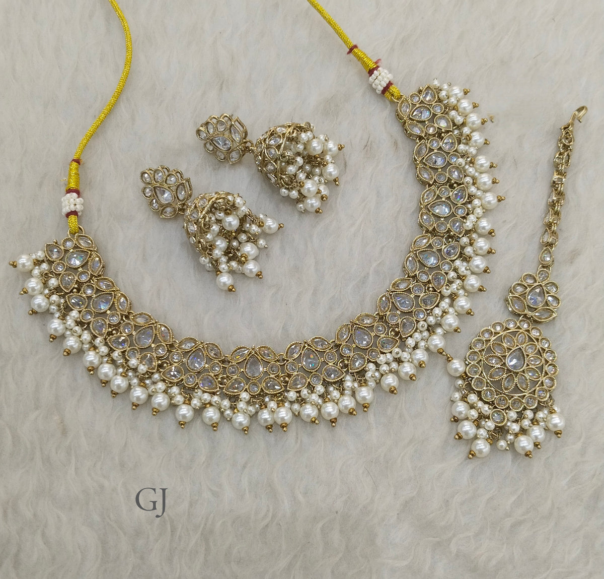 Antique White Necklace Fern sets
