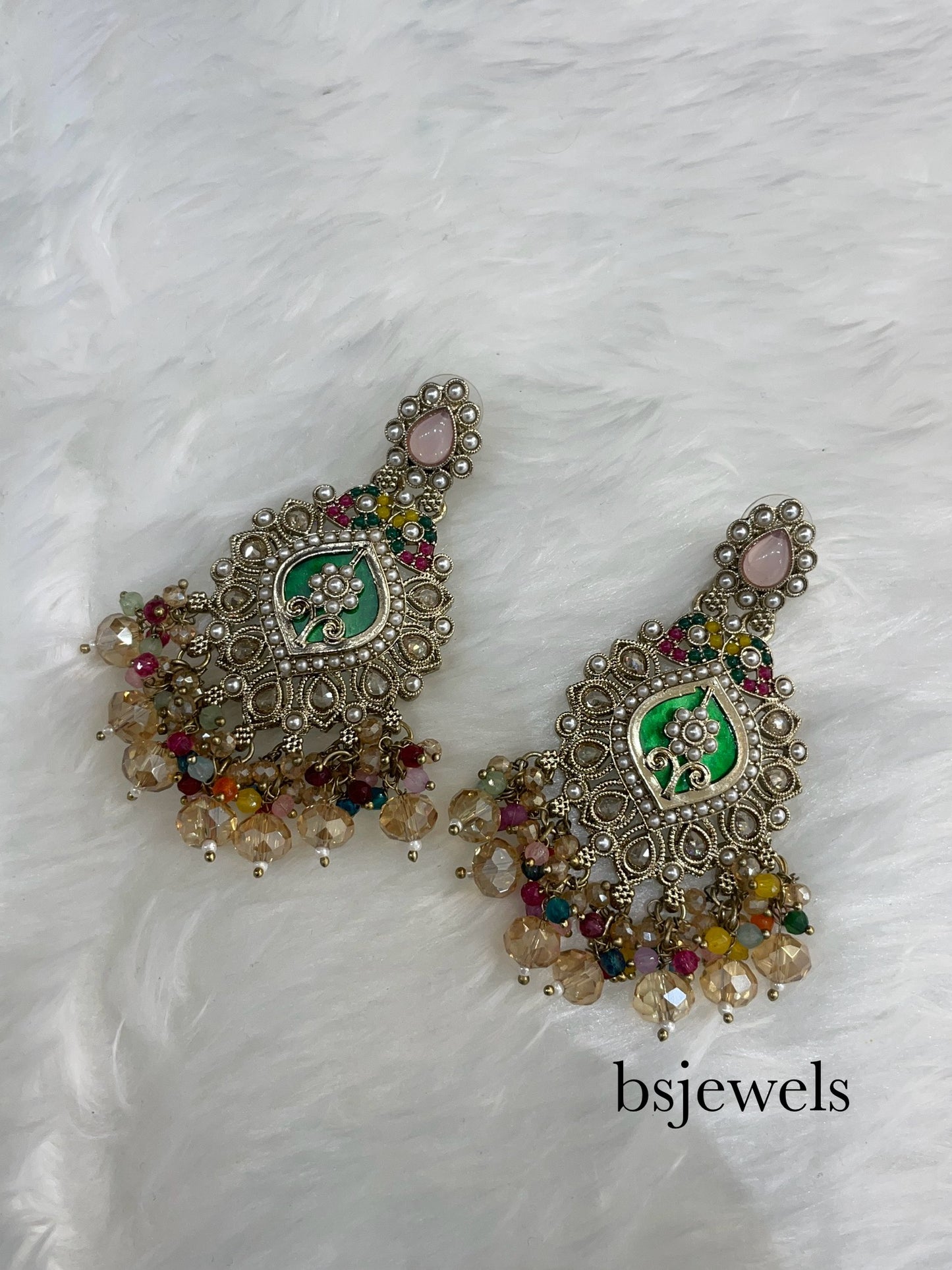 Multicolor Antique Gold Bollywood Sarpunch Earrings