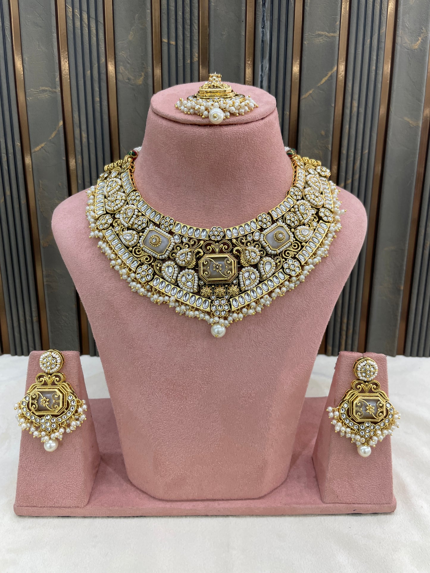Gold White Kundan necklace Set/ kundan Indian Khusi jewellery sets