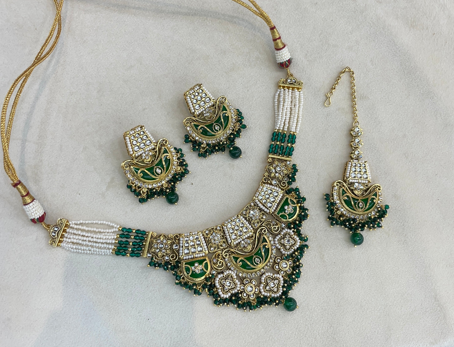 Green Kundan necklace Set/ kundan Indian Dhrity jewellery sets